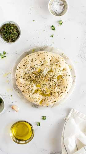 Keto Garlic Herb Focaccia – A Low-carb, Full Flavor Bread